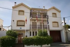Hostal Santa Barbara - Munera