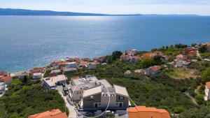 NEW! Villa Flower with 3 en-suite bedrooms, heated pool, sea views