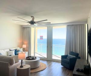 Ocean Blue at 1805 Aqua