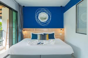 KRAAM Silhouette Hotel and Cafe Phuket - 3hvězdičkové hotely ve městě Chalong