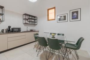 UNIQUE EXPERIENCE - Palat istoric Oradea - 3 min de Târgul de Crăciun-Ultraelegant și spațios