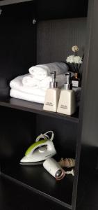 LOVE HOME-LuxuryApart 2bed-pool&sunrise view-5Trang tien
