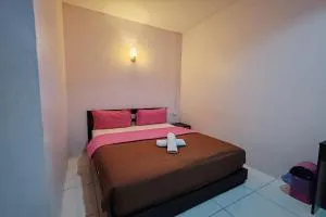 Hotel Kuang Hua Sitiawan Near To UniKL-MIMET - 斯里曼绒