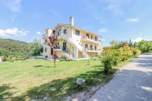 Oasis Acropolis Serres Next to Center Parking