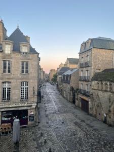 Appartements Spacieux appartement au coeur du centre historique de Dinan : photos des chambres