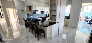 Alomsee 10 - Sleeps 8 with amazing views of the sea