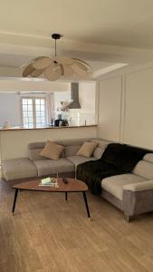 Appartements Spacieux appartement au coeur du centre historique de Dinan : photos des chambres