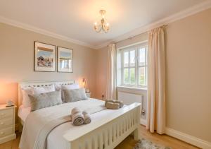 2 Oaklands Cottage