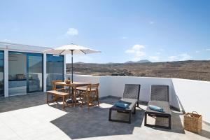 Titán - 4hvězdičkové hotely ve městě La Santa