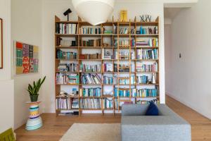 Spacious Belle Epoque House with free parking