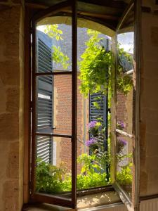 Suite Mana OHANA - Luxe et Authenticité à 2 pas de la Place Ducale avec Parking privé