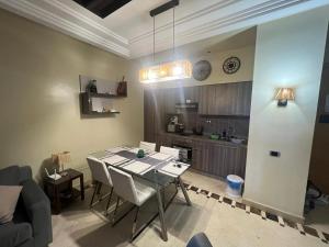 Appartement avec Solarium Privé au Vizir Résidence Prestigieuse avec Accès au Parc