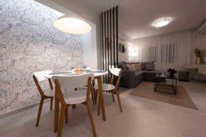 The HostMaster Faedra's Haven - Apartamenty, Ateny