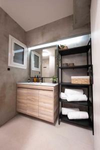 The HostMaster Faedras Haven