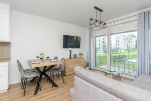 Cosy Apartment with Terrace and Parking in Rumia by Rent like home