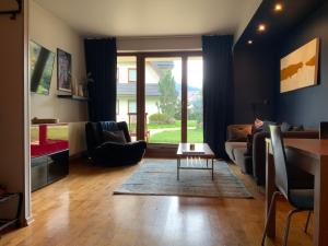 Apartament z widokiem na góry. Taras. Parking free