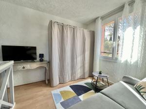 Studio duplex proche mer gare commerce