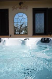 Natuscia Country Villa - Private Jacuzzi - Garden