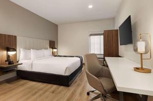 Deluxe King Room room in La Quinta by Wyndham Port Arthur