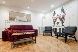 Beautiful Home at Basilca 3-4