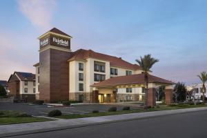 Fairfield by Marriott Inn & Suites Fresno Riverpark