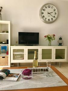 Seaview Apartment 414