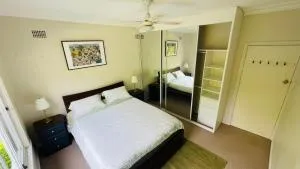 COMFORT QUEEN GARDEN VIEW ROOM MACQUARIE PARK RYDE - Epping