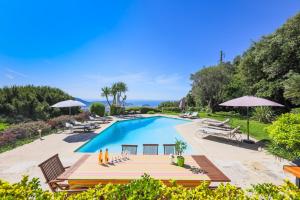 Villas LOU MAS SOUBRAN VI2083 by RIVIERA HOLIDAY HOMES : photos des chambres