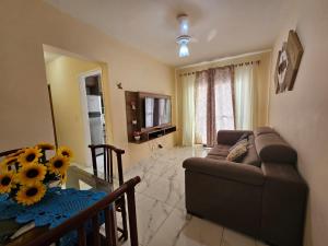 095 Tupi Vista Mar I - Tupi - 30 metros da praia - 1 dormitório com VARANDA - Wi fi e acomoda até 5 pessoas - Estacionamento Gratuito ap.95