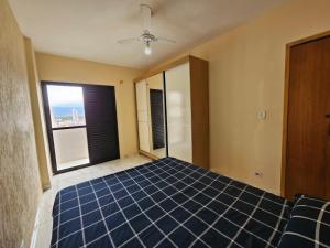 095 Tupi Vista Mar I - Tupi - 30 metros da praia - 1 dormitório com VARANDA - Wi fi e acomoda até 5 pessoas - Estacionamento Gratuito ap.95