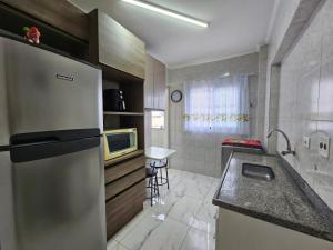 095 Tupi Vista Mar I - Tupi - 30 metros da praia - 1 dormitório com VARANDA - Wi fi e acomoda até 5 pessoas - Estacionamento Gratuito ap.95