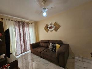 095 Tupi Vista Mar I - Tupi - 30 metros da praia - 1 dormitório com VARANDA - Wi fi e acomoda até 5 pessoas - Estacionamento Gratuito ap.95