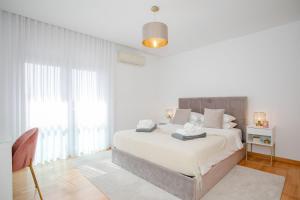 Salomão Luminous Apartment