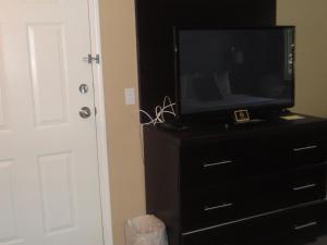 Super 8 by Wyndham West Kelowna BC