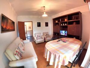 Carcavelos very spacious 3 bedroom apartment Cascais