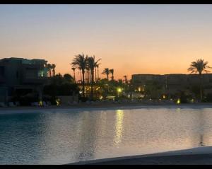 Mohamed Afifi Azha - Crystal Lagoon View - Families - 2 Bed Rooms