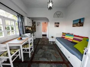 Tea & Sea Apts - Anissaras