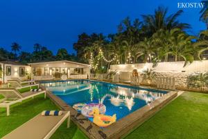 Ekostay Gold Sea Shore Villa I Rooftop Turf I 100 Meters away from the Beach