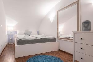 Beautiful Home at Basilca 1-2