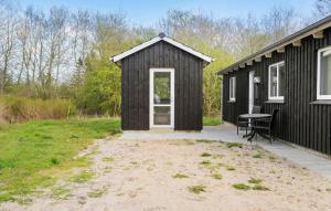 4 Bedroom Nice Home In Vinderup