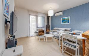 Awesome Apartment In Zdrelac With Sauna