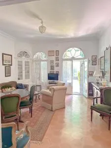 Wonderful House on the beach - 圣维森特-德蒙塔尔特