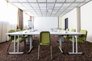 Hotels Mercure Arles Centre Arenes : photos des chambres