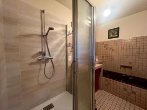 Villas 102 - Belle Maison Familiale dans quartier calme : photos des chambres
