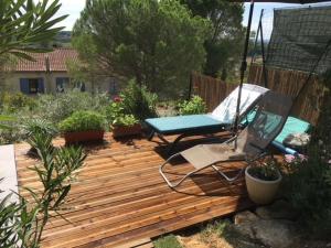 Maisons de vacances Gite avec piscine Mes Vacances en Provence a Beaumes de Venise : photos des chambres