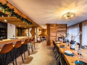 Luxueux appartement 5 chambres avec jacuzzi et Wi-Fi aux Gets - FR-1-671-250