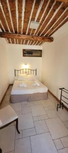 Maisons d'hotes Appartements de charme La Sarrazine : Suite 1 Chambre