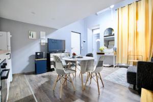 Studio Apartment by Hi5- Rózsa street