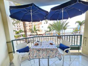 NEW OCEAN SYMPHONY, Cristianos Beach