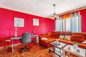 Beautiful 3 bedroom Wifi Sea View